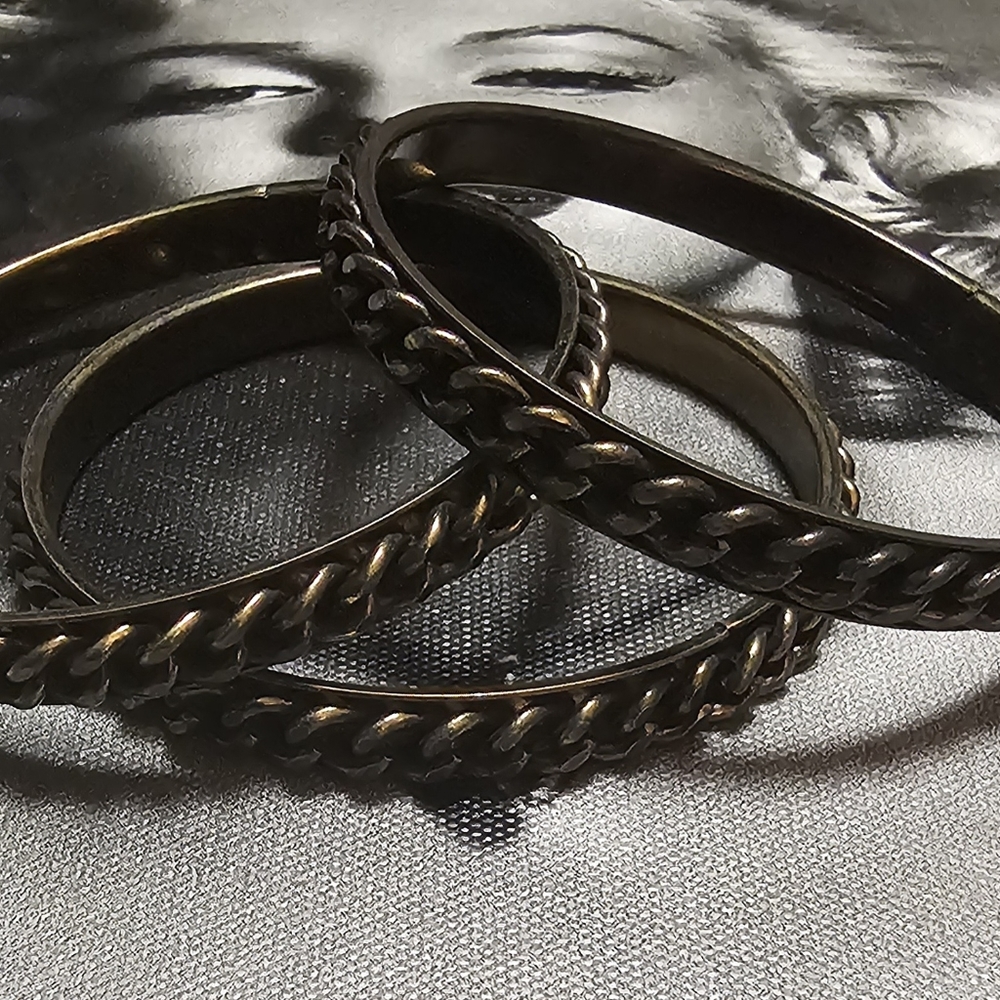 3 stack brackets - Picture 2 of 3